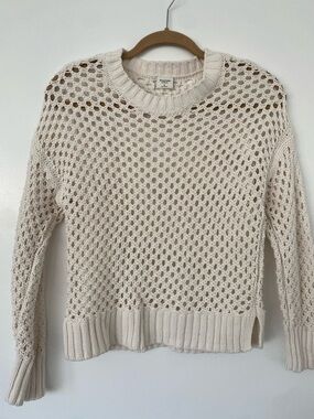 Abercrombie Open-Weave Scoopneck Sweater in Cream